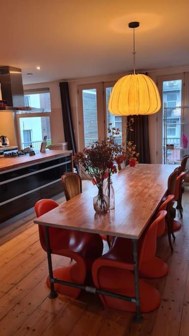 Appartamento Groot Mooi 2 Etage Loft Met Dakterras In De Pijp.
